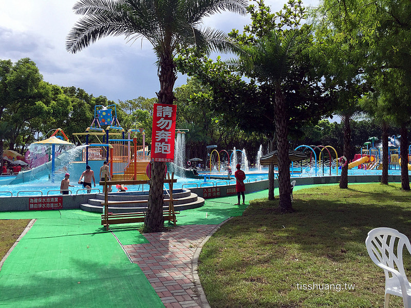 【知卡宣親水公園】2023花蓮玩水景點，50元入場，12歲以下免費入園