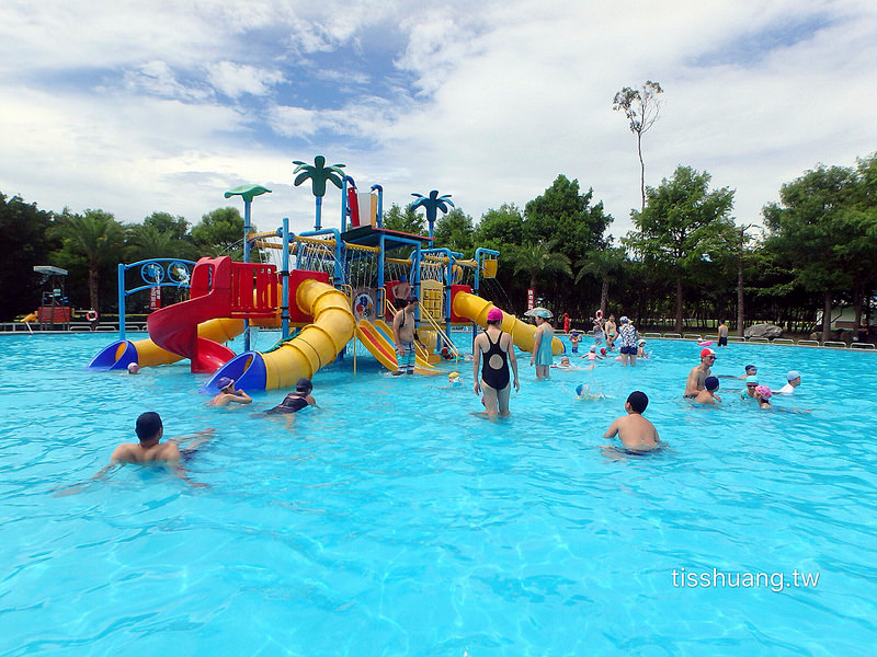 【知卡宣親水公園】2023花蓮玩水景點，50元入場，12歲以下免費入園