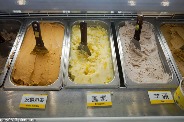 羅東夜市必吃｜船來雪淇淋｜宜蘭羅東夜市旁古早味冰淇淋｜天然食材吃的健康又安心