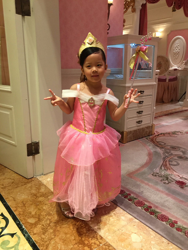 香港迪士尼魔法化妝廳｜化身迪士尼公主｜走進夢幻的童話世界
