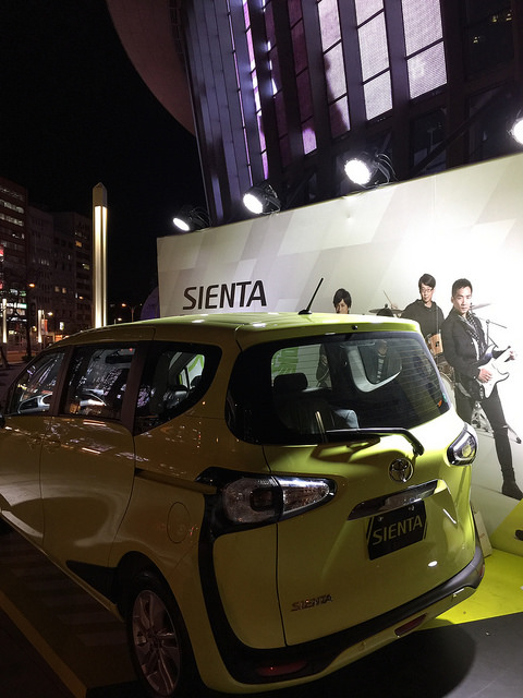 [Gary哥買車]TOYOTA SIENTA7人座休旅車-五月天代言汽車SUV+MVP，百萬以下，CP值高，稅金比WISH省$6000