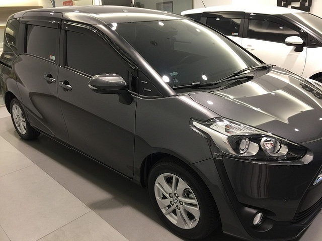 [Gary哥買車]TOYOTA SIENTA7人座休旅車-五月天代言汽車SUV+MVP，百萬以下，CP值高，稅金比WISH省$6000