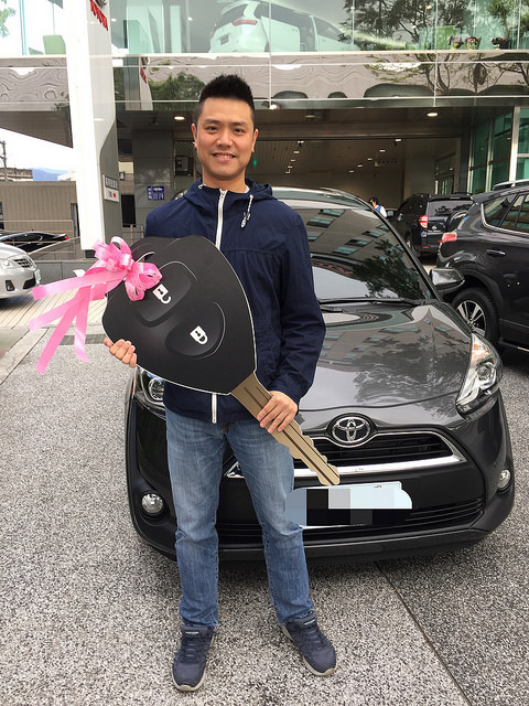 [Gary哥買車]TOYOTA SIENTA7人座休旅車-五月天代言汽車SUV+MVP，百萬以下，CP值高，稅金比WISH省$6000