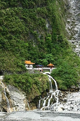 花蓮景點｜太魯閣國家公園｜台灣最有特色的峽谷地形