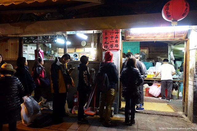 【台北水餃推薦】龍門客棧餃子館，滷味也是必點，每晚都大排長龍