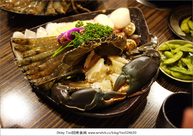 [捷運中山國中站美食]十二籃粥火鍋~神之領域的生猛海鮮!!