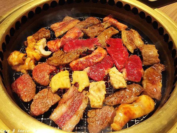 [大阪必吃]心齋橋美食-あぶりや國產牛燒肉吃到飽及無限暢飲