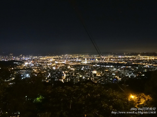 陽明山免費看夜景景點｜陽明山文化大學後山夜景｜大稻埕夜景｜