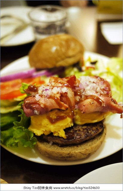 [食記]CP值超高的POND BURGER，聚餐好去處