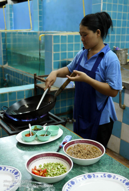 [雄獅團-泰國旅]騎大象、泰式料理教學、泰式按摩