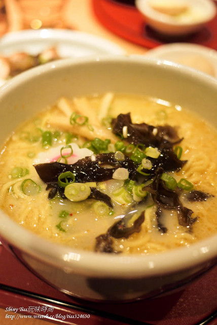 [食記]排隊美食朝聖去-來自日本北海道的山頭火拉麵