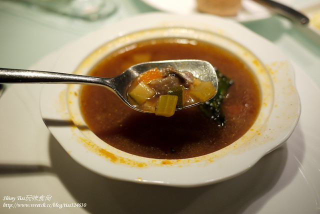 板橋夏慕尼鐵板燒｜餐點美味，環境舒服｜約會、家人聚餐都適合