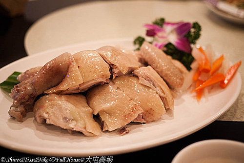 [食記]大屯花卉農場食記-拍婚紗、玩水、賞花