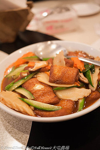 [食記]大屯花卉農場食記-拍婚紗、玩水、賞花