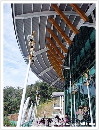 [家族旅遊]日月潭纜車、遊湖+伊達邵碼頭餐廳推薦-富園觀湖餐館