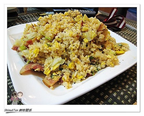 [靚女主廚]培根高麗菜蛋炒飯