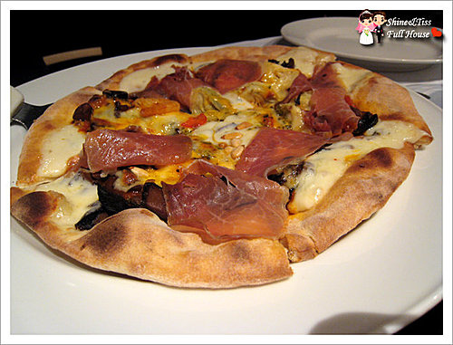 [食記]pizza pub比薩屋@喜來登