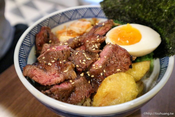 野狼炭火丼飯｜CP值破錶，一個人也可以吃燒肉｜捷運中山國中站美食