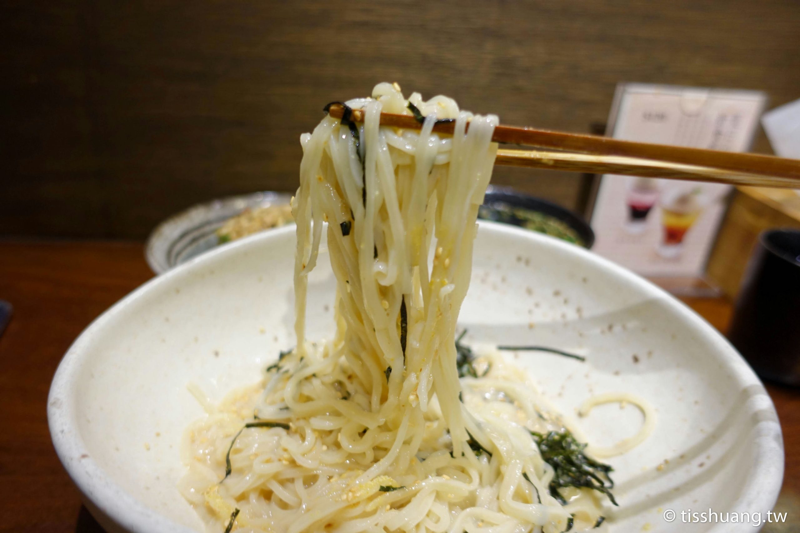 忠孝東路216巷美食，穗科手打烏龍麵，推薦自慢冷麵，超Q口感～近捷運忠孝敦化站