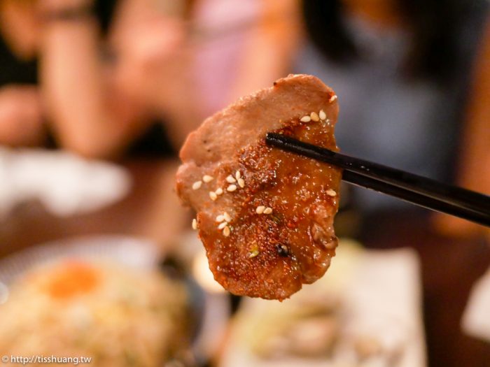 板橋DOMO居酒食堂｜板橋江子翠雙十路最新開幕日式小吃、串燒、丼飯，好吃又便宜CP值超高，宵夜推薦｜附菜單(已歇業）