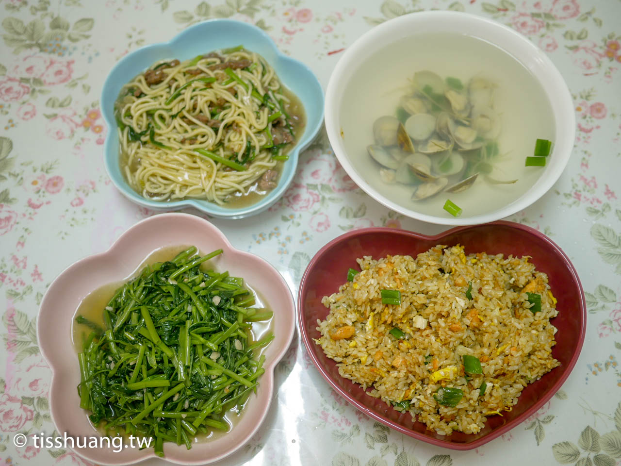 板橋平價熱炒推薦｜大小通吃｜炒飯炒麵香氣十足｜$220一家四口吃飽飽