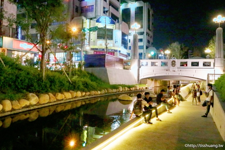 台中西區新景點｜東協廣場｜新盛綠川水岸廊道 ｜繼光香香雞台中創史店