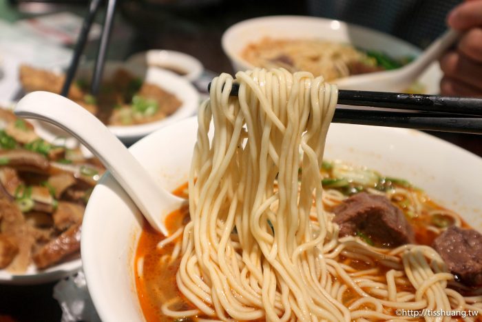 捷運善導寺站美食｜九寨川味精緻麵食館｜台北市中正區牛肉麵推薦Jiuzhai Chuanwei Noodle Restaurant