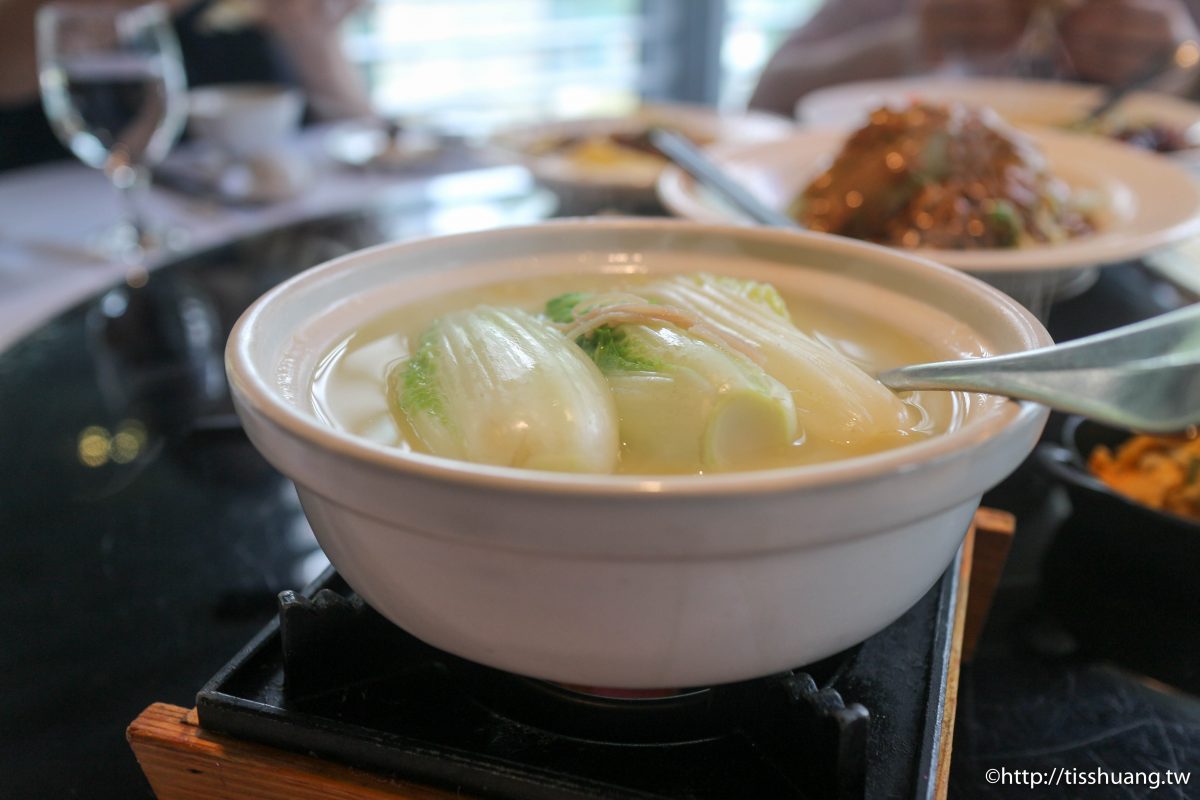 捷運西湖站美食｜鳥窩窩私房菜內湖店｜中式菜館也能吃的這麼健康又時尚