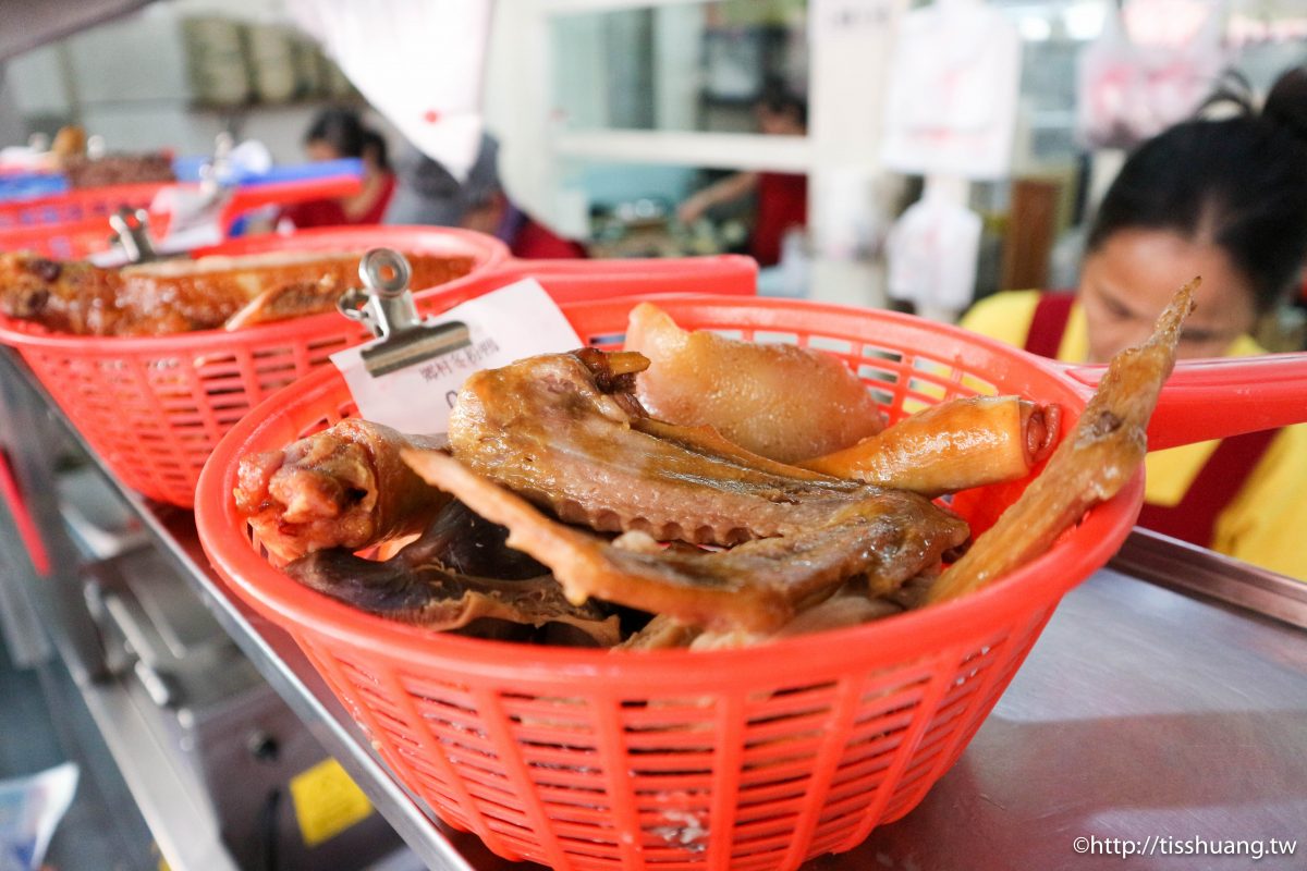 墾丁老街三大美食報你知｜鄉村冬粉鴨、阿娥姐綠豆蒜、無名阿婆麵攤