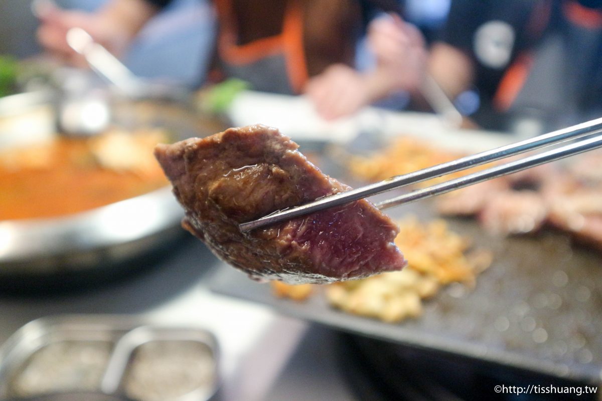 板橋必吃韓式料理｜八色烤肉板橋店｜新北耶誕城必訪韓國烤肉店