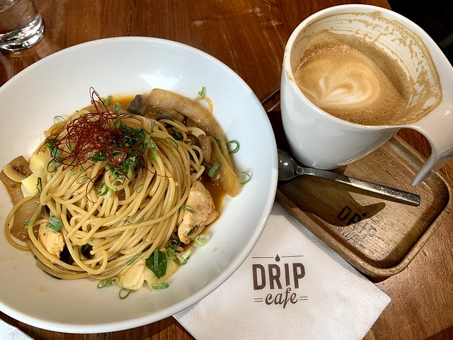 好滴咖啡站前店Drip Cafe｜台北車站會議、同學會、聚餐好場地｜叢林系咖啡店｜附菜單