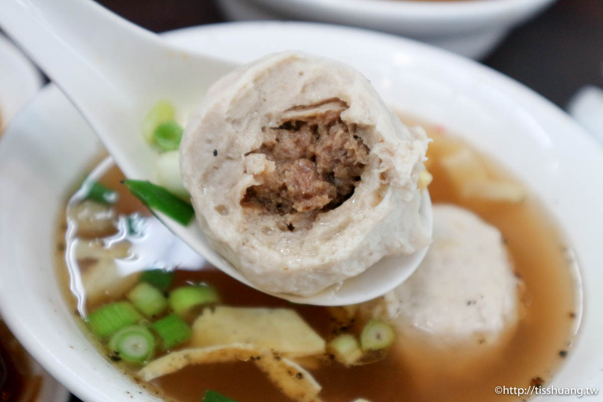 新北市三芝美食｜老地方手工小籠湯包｜潮州肉圓、魚丸湯、油豆腐細粉只要50元