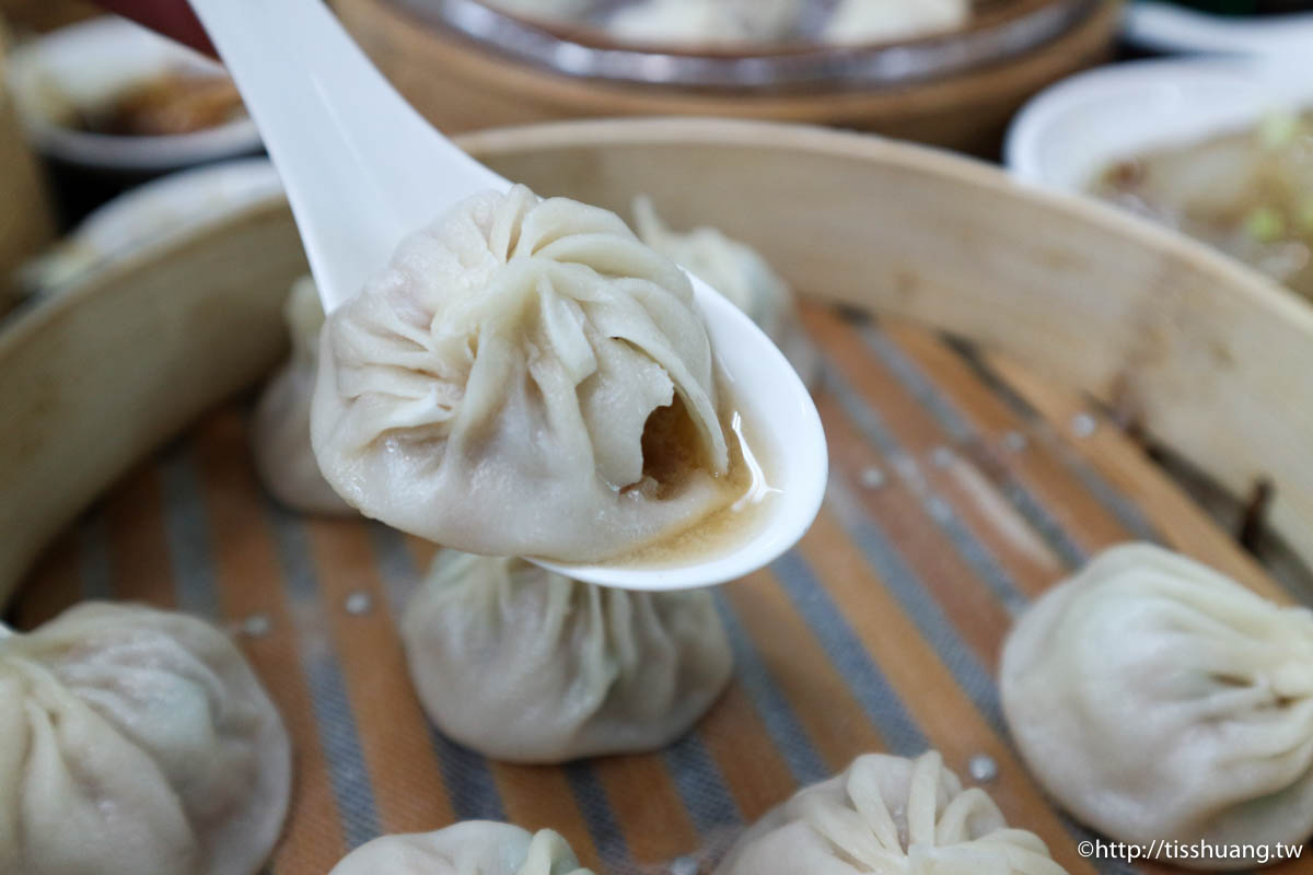 新北市三芝美食｜老地方手工小籠湯包｜潮州肉圓、魚丸湯、油豆腐細粉只要50元