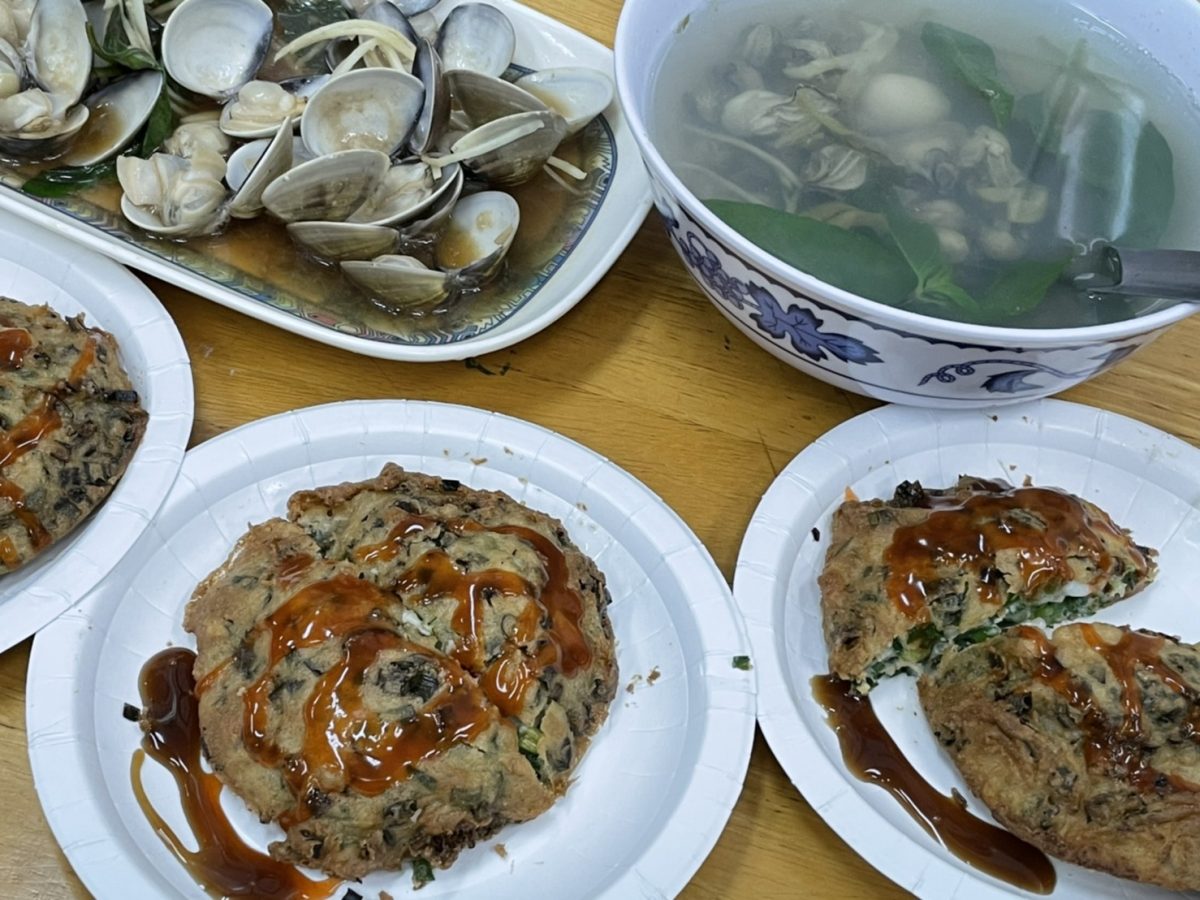 彰化必吃美食｜王功漁港美食街｜老街平價蚵嗲、肉圓、蚵仔煎