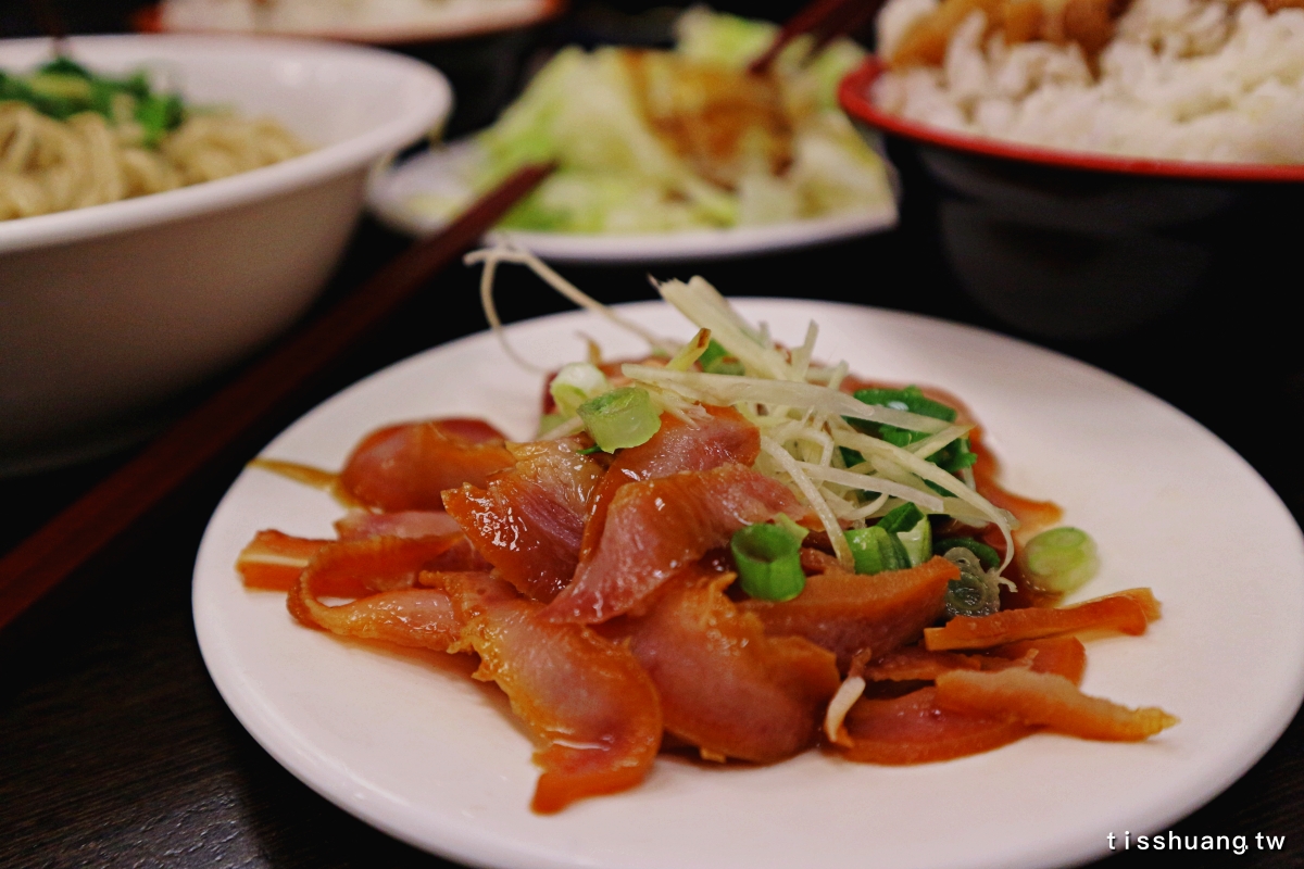 板橋江子翠新埔小吃｜元氣家族麵飯館｜FOODPANDA外送平台取貨取不停