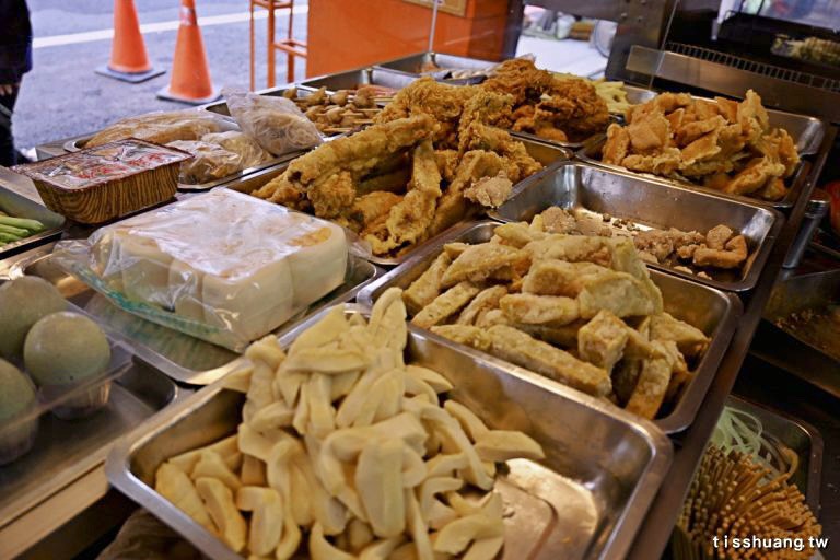 宜蘭冬山在地鹹酥雞賣了超過20年｜芙偲特雞排店｜老客人總是專程來買，新鮮食材就是王道