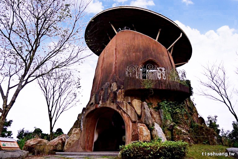 宜蘭冬山景點｜冬山河生態綠舟｜大樹公、神秘隧道媲美地中海山洞