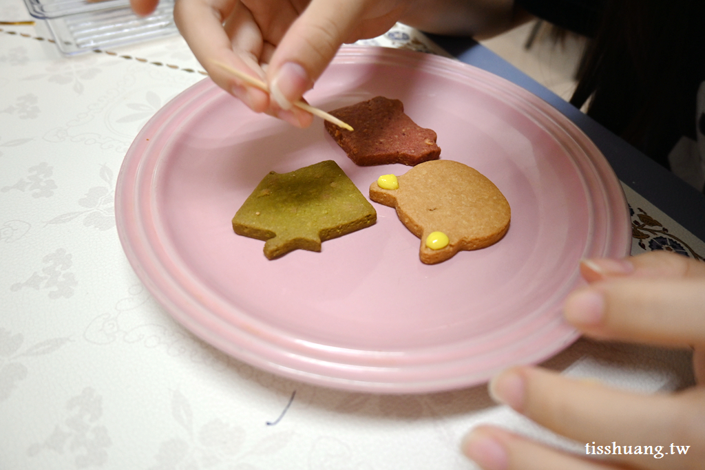 親子DIY點心盒｜福華飯店餅乾DIY｜啟發孩子的無限創造力