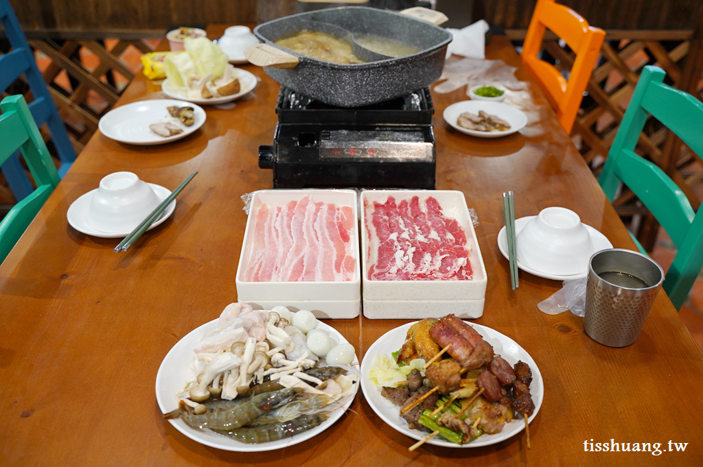 【清水那方豪華露營區】戲水池/溫泉/烤肉，一泊三食全包式露營