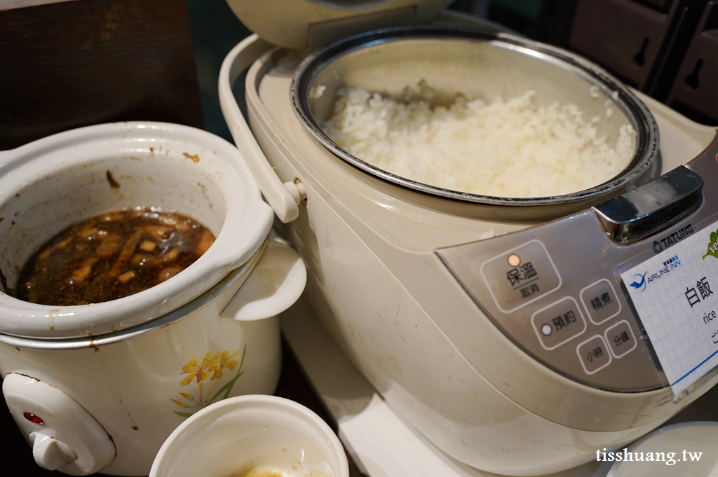 頭等艙飯店台中綠園道館｜台中西區住宿推薦｜四人房住宿只需28XX元