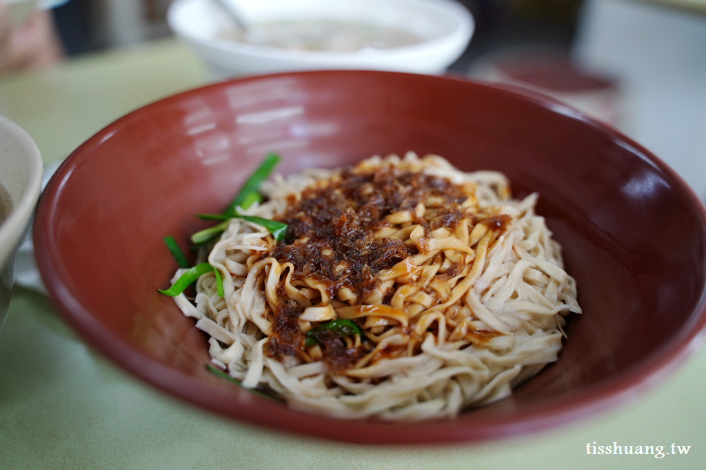 湖口老街客家美食｜江子翠站客家料理｜客家粄條、蔥香意麵、薑絲大腸激推～