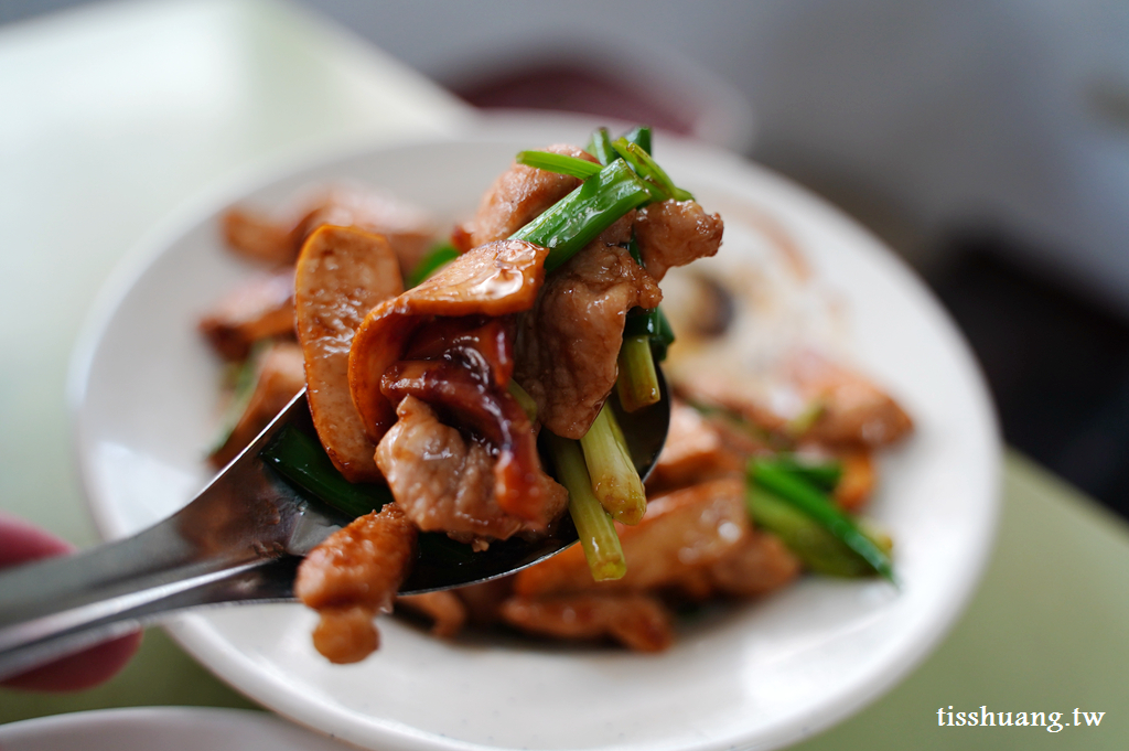 湖口老街客家美食｜江子翠站客家料理｜客家粄條、蔥香意麵、薑絲大腸激推～