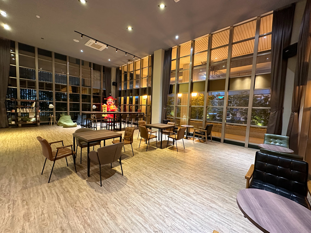 北投會館捷之旅(環保旅店)｜捷運復興崗站住宿推薦｜雙人房價最低只要16XX四人房21XX(含早餐) - TISS玩味食尚