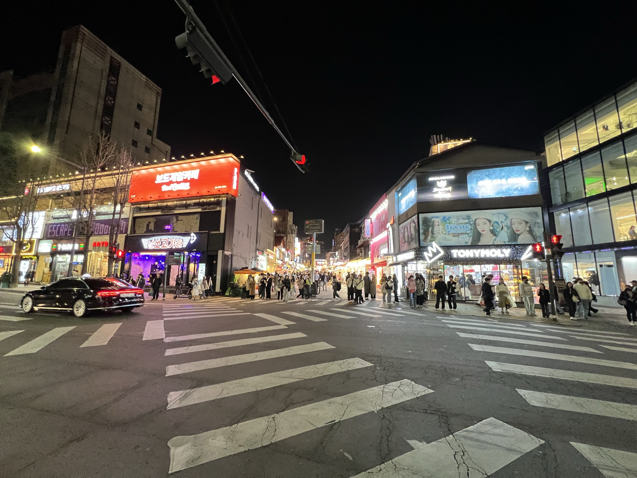 【弘大住宿推薦】Airbnb弘大民宿，韓國自由行住宿評價，弘大站5分鐘