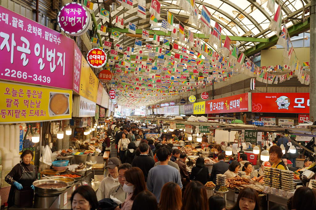 廣藏市場,廣藏市場必吃美食,廣藏市場必吃攤位,廣藏市場棉被,廣藏市場伴手禮,廣藏市場韓服,首爾美食推薦,首爾景點 @TISS玩味食尚