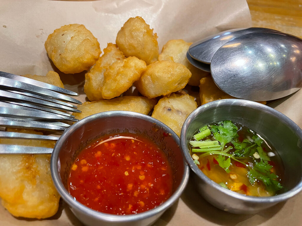 【圖圖咖啡館Tuk-Tuk Thai Café】桃園中壢美食，網美必訪泰式餐廳