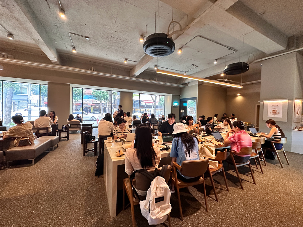 公明咖啡廳 Cafe Gong Myoung 延南店