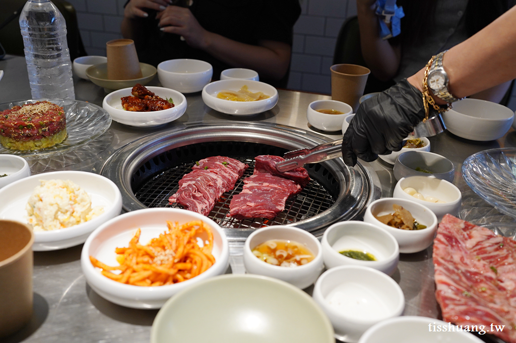 Blue Roof Town弘大韓國烤肉店