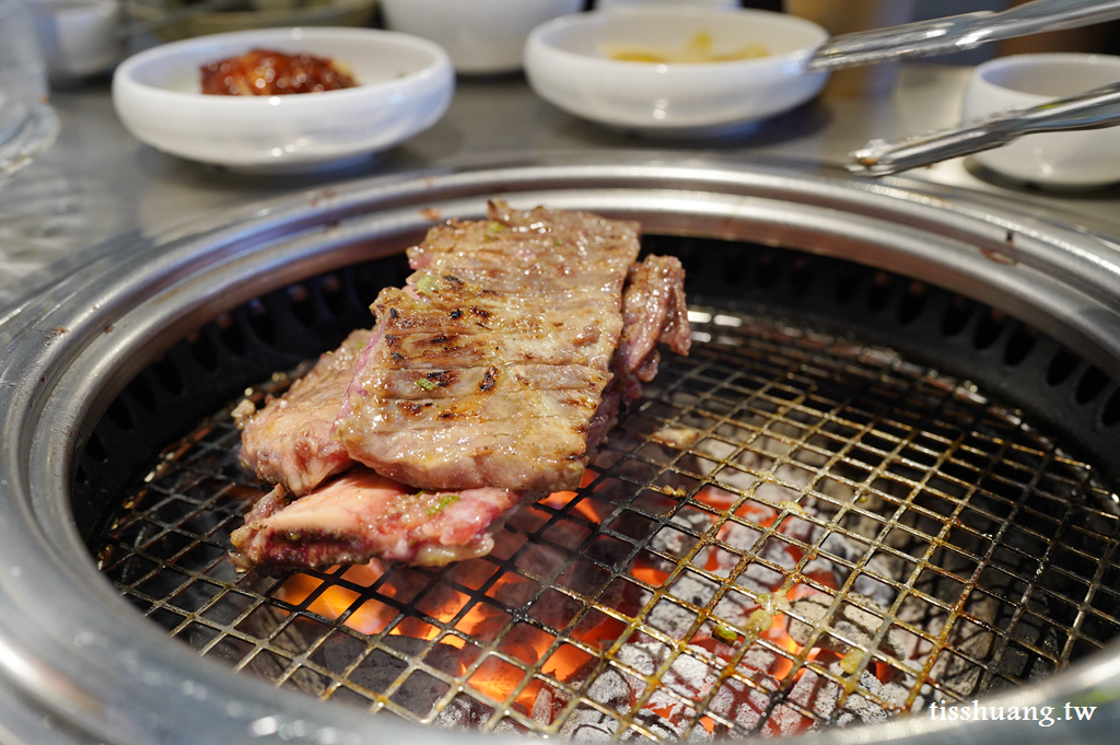 Blue Roof Town弘大韓國烤肉店