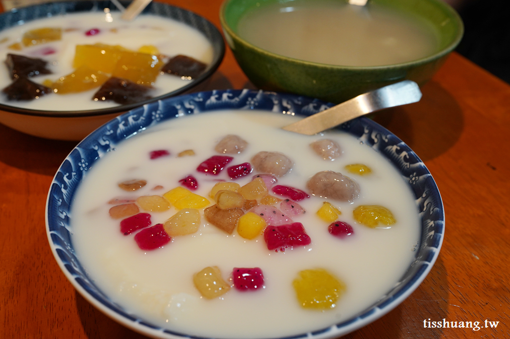 【勝一豆花】嘉義文化夜市必吃美食，獨家麵茶豆花冰